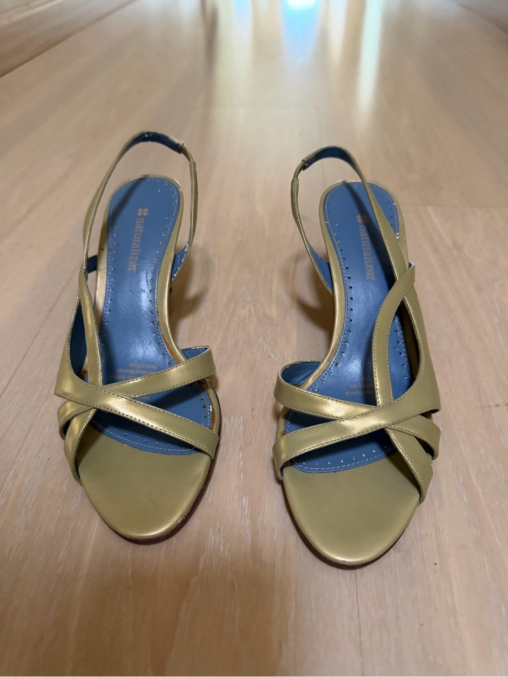 NEW! Naturalizer Olive Slingback Heels with Crisscross Straps